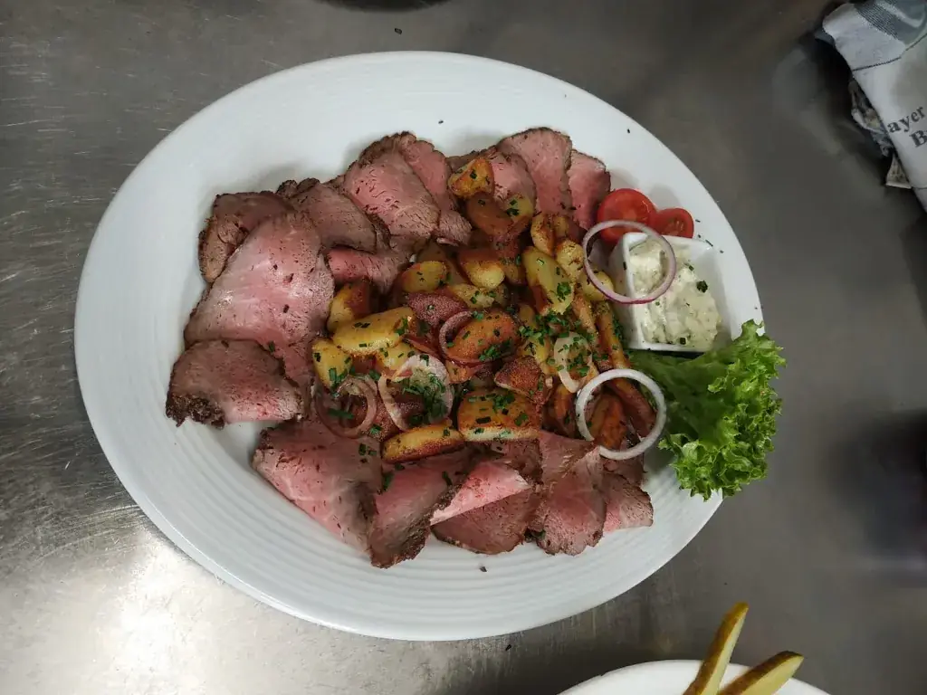 Hemingways_Baden_slider_image_3