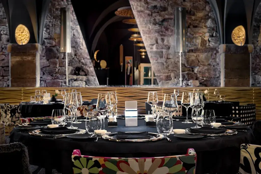 RESTAURANT NIGRUM ristorante a Baden