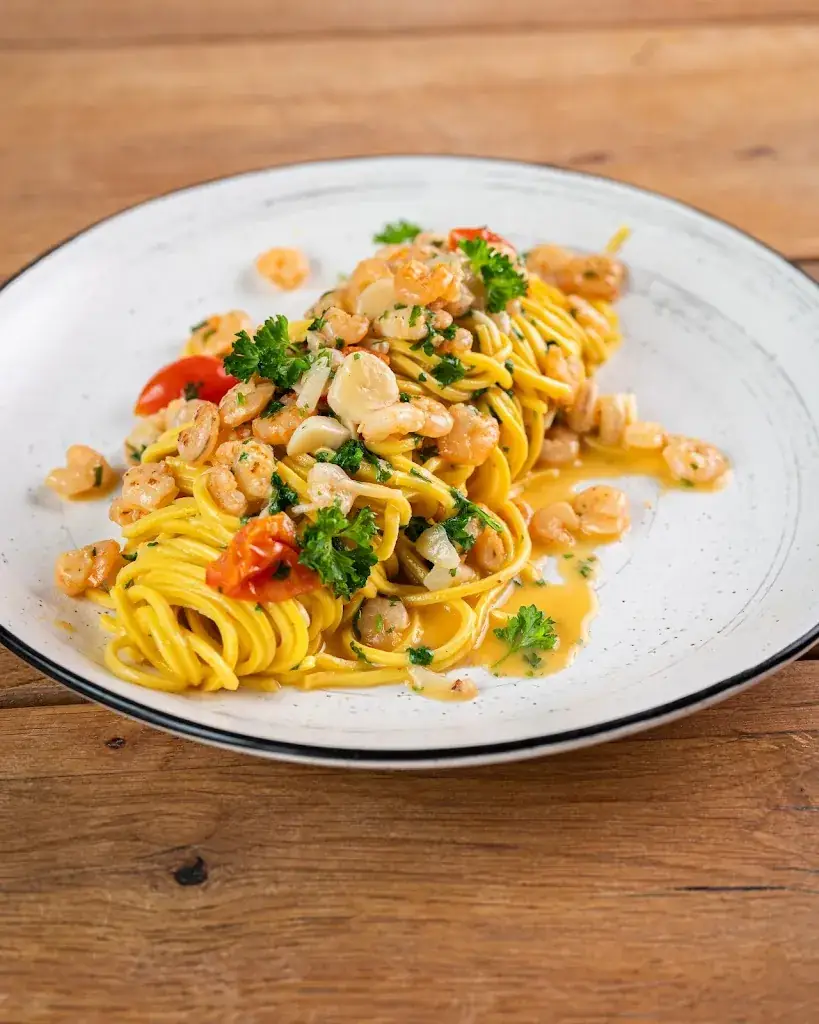 Genuss & Zeit Café-Pizzeria-Eissalon_Frauenkirchen_slider_image_2