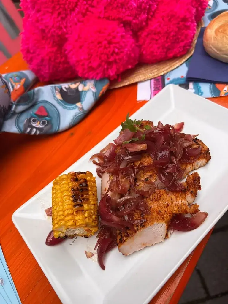 Daniels Bistro & More_Baden_slider_image_2