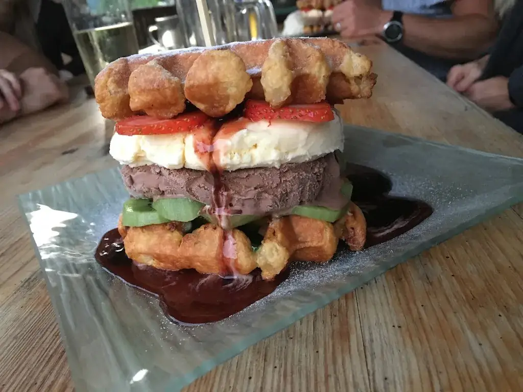 Adam Wright_Urhof Breitenau_Breitenau_review