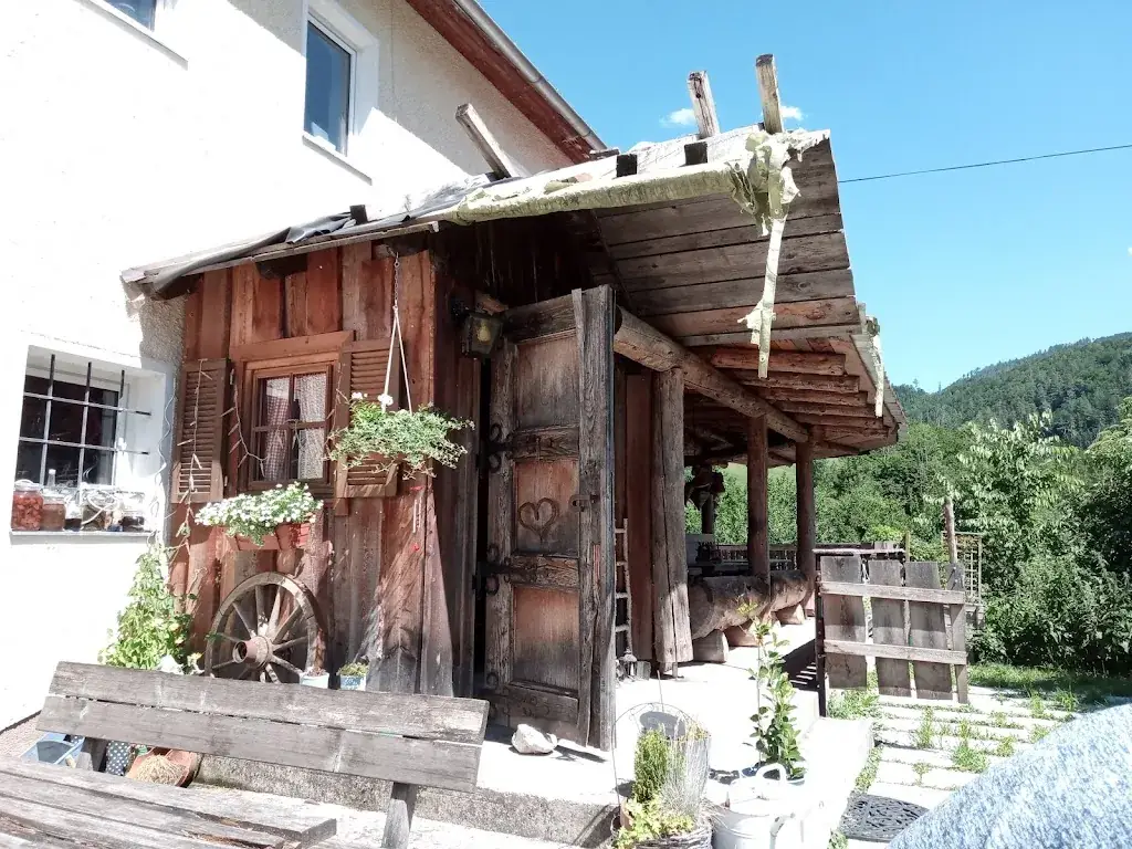 Dennis Moso_Urhof Breitenau_Breitenau_review