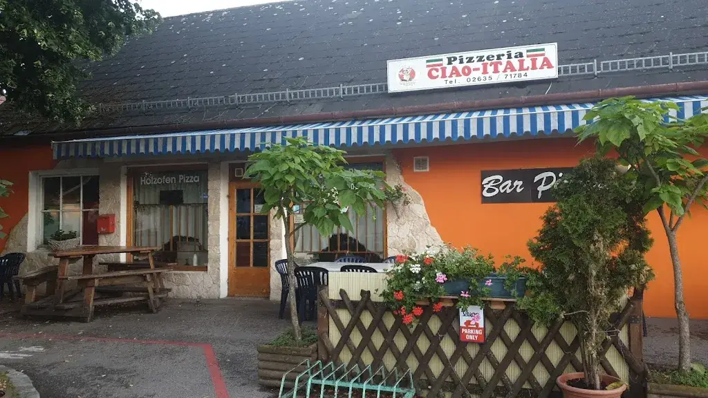 Cafe Pizzeria Ciao Italia restaurant à Breitenau