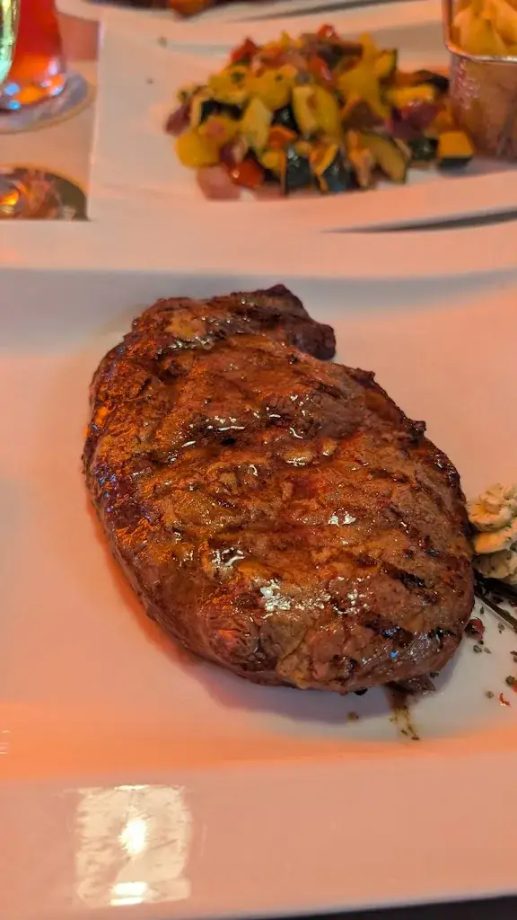 Ken Koedkhoon_Clocktower American Bar & Grill Wien-Süd_Brunn am Gebirge_recensione