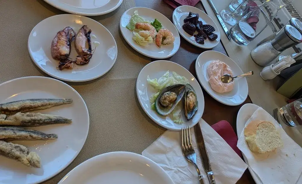 Jannine S._HELLENIC AURA_Brunn am Gebirge_avis