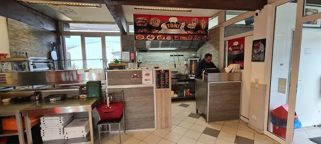 TONI PIZZERIA&KEBAP_Drasenhofen_slider_image_1