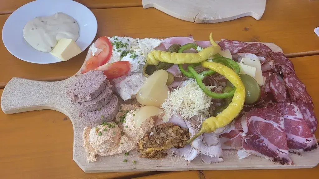 Werner Süßenbacher_Jausenstation Raunjak_Ebenthal_recensione