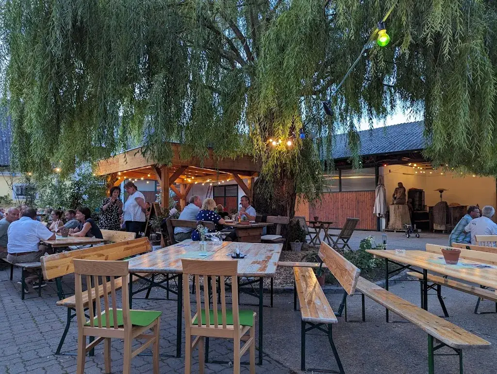 Meierhof- Heuriger Familie Gass restaurant à Drösing