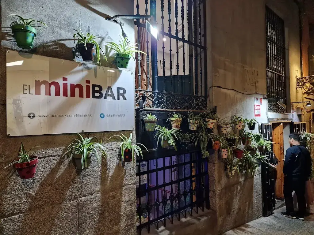 El Minibar_Droß_slider_image_1