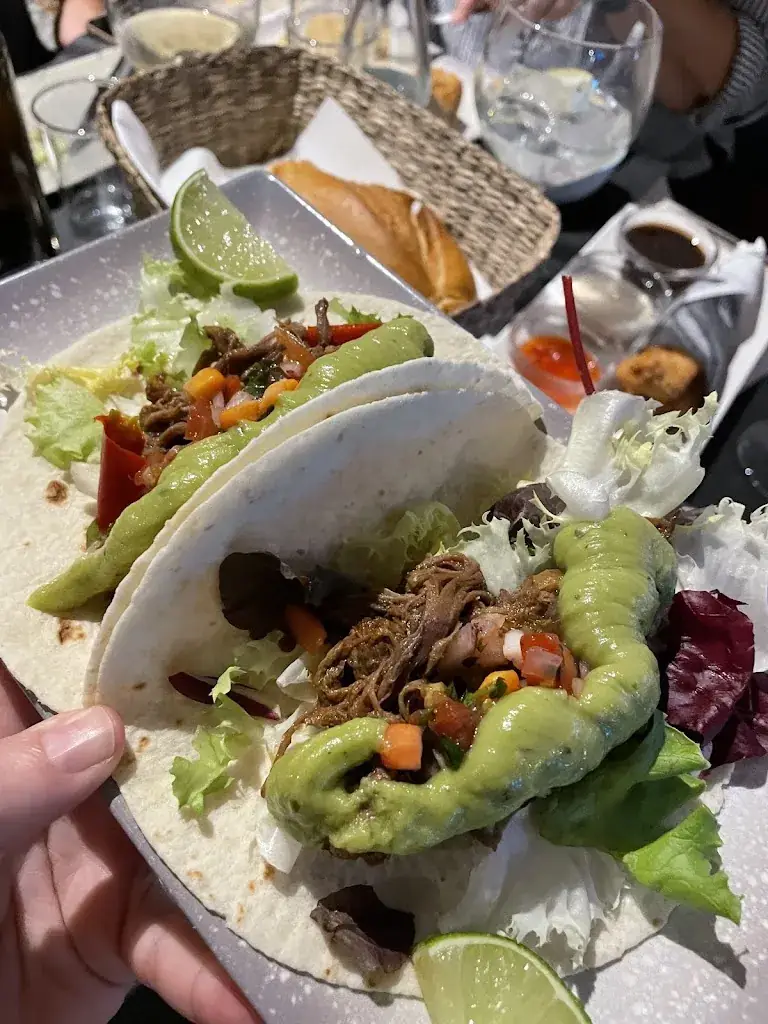 El Minibar_Droß_slider_image_3