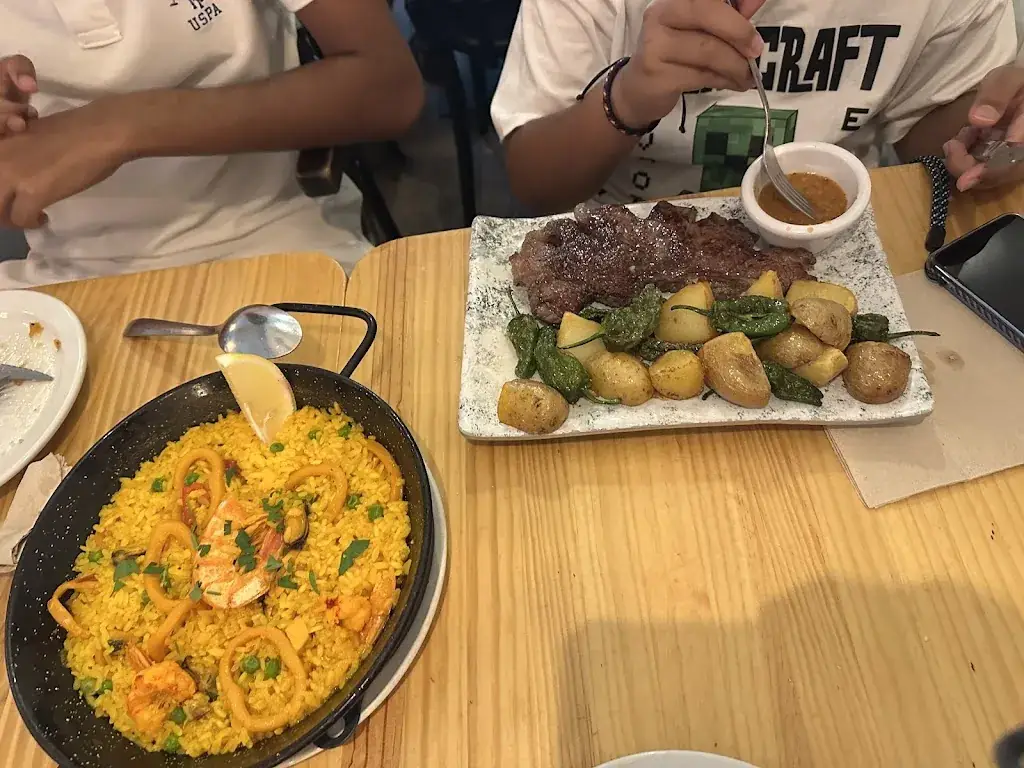 Steve DCunha_Taberna el Sur de Huertas_Droß_avis