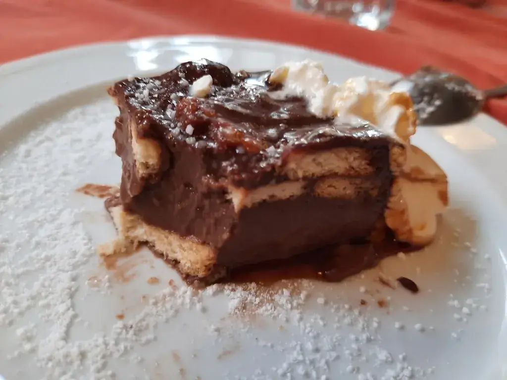 Joachim Wlezcek_Gasthaus Grüner Baum_Edlitz_avis