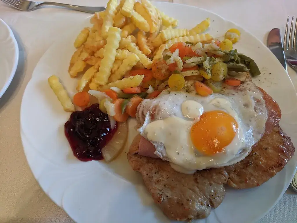 Taku_Gasthof PICHLER PETERSBAUMGARTEN_Edlitz_review