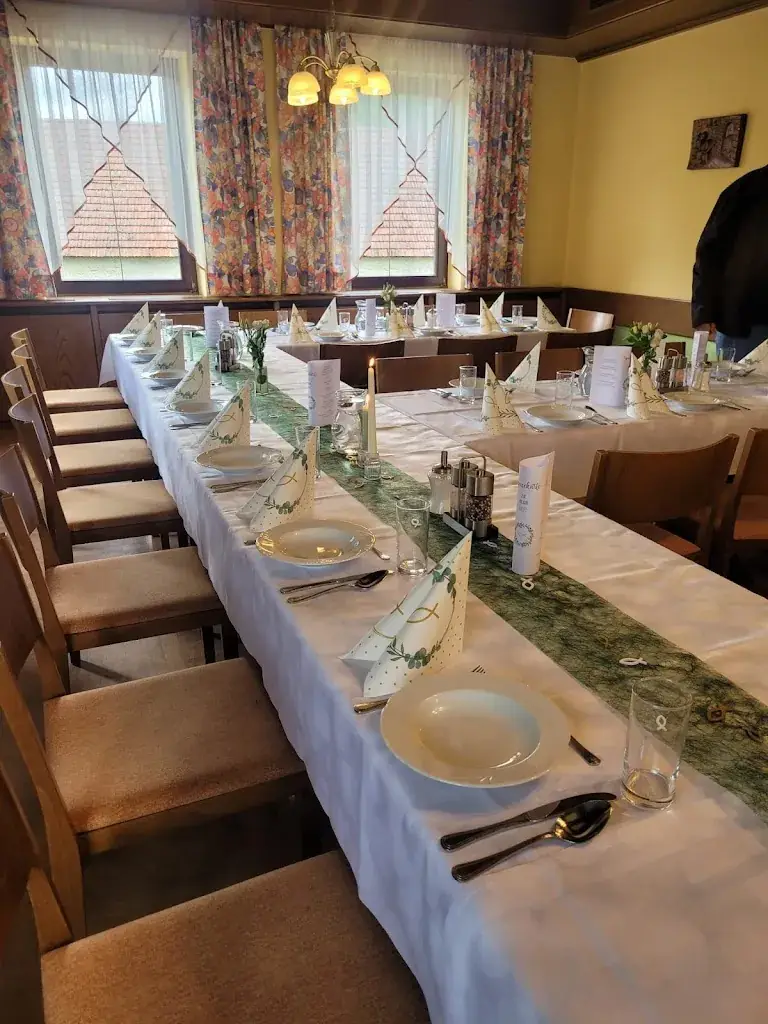 Gasthof PICHLER PETERSBAUMGARTEN ristorante a Edlitz