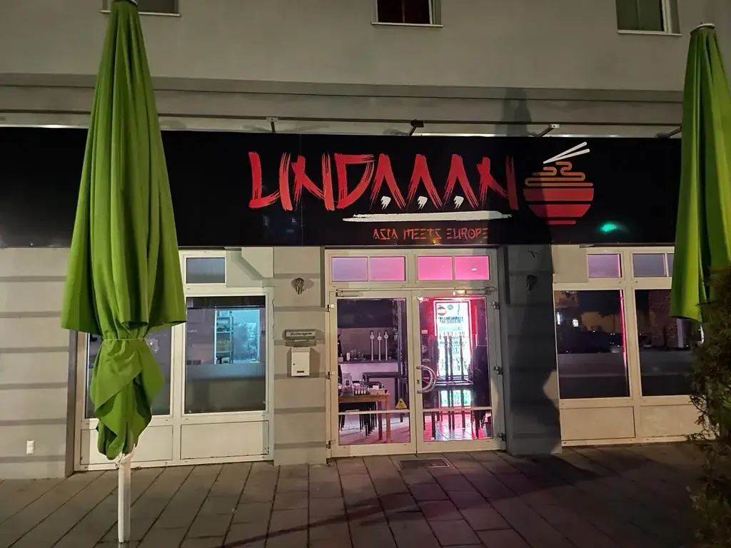 Undaaan Asia meets Europe ristorante a Ebergassing