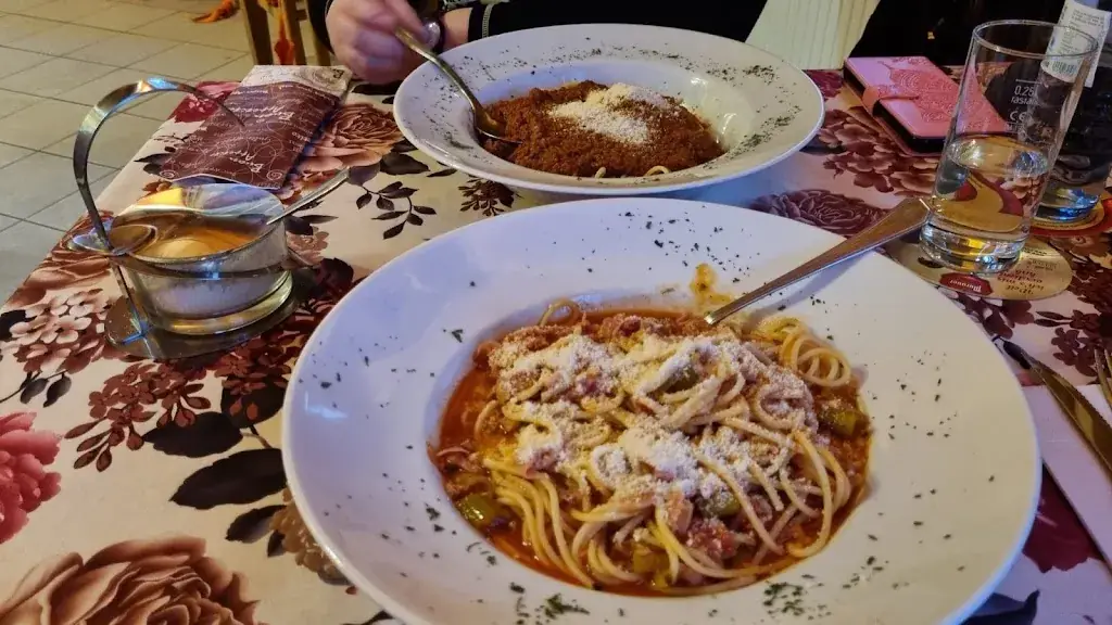 Pizzeria Al Contadino_Ebergassing_slider_image_3