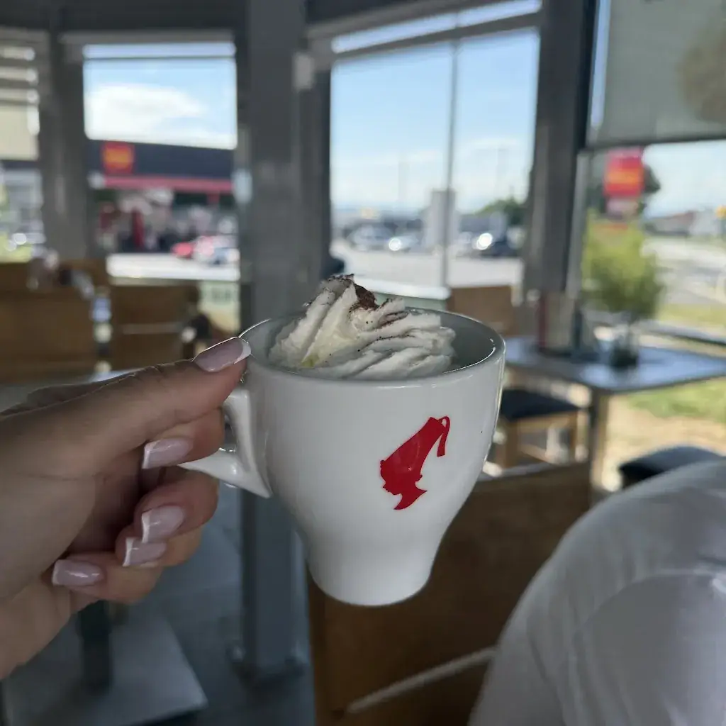 Вікторія Вікторівна_Ali's Pizza Haus_Grosspetersdorf_review