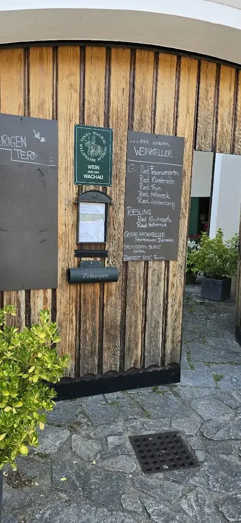 Menu_Leonhartsberger Herbert - Weinbau_Dürnstein_image_1