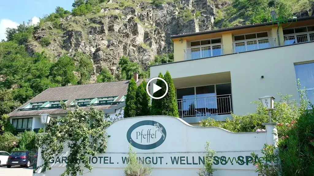 Gartenhotel & Weingut Pfeffel Dürnstein_Dürnstein_slider_image_2