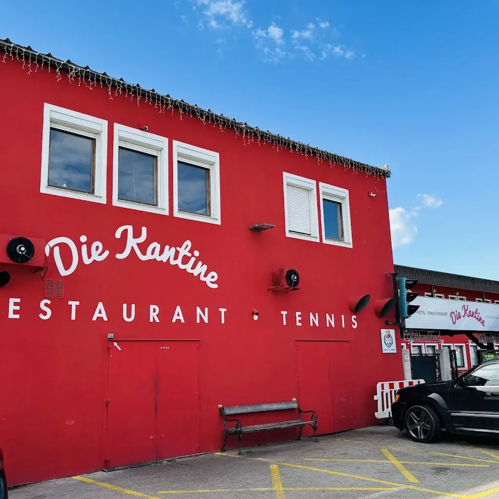 Franz ANGELO Gruber_Die Kantine Essen Trinken im Tenniscenter Ebreichsdorf_Ebreichsdorf_avis