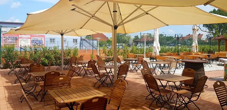 Die Kantine Essen Trinken im Tenniscenter Ebreichsdorf ristorante a Ebreichsdorf