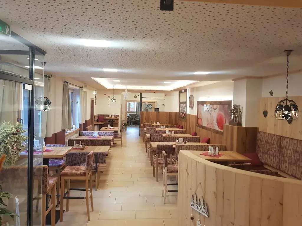 Heuriger Fam.Heiling ristorante a Ebreichsdorf