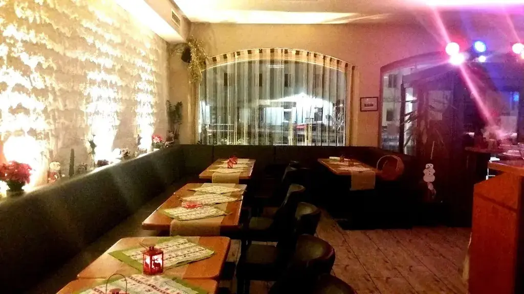 MAX Cafe & Bar_Ebreichsdorf_slider_image_3