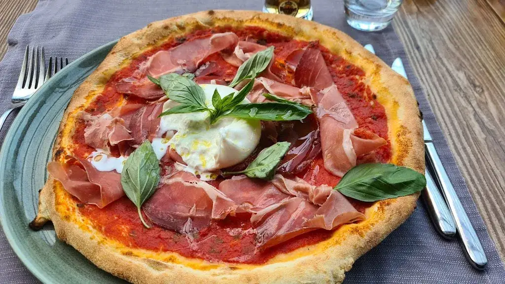 Bevanda Restaurant & Bar_Enzenreith_slider_image_3