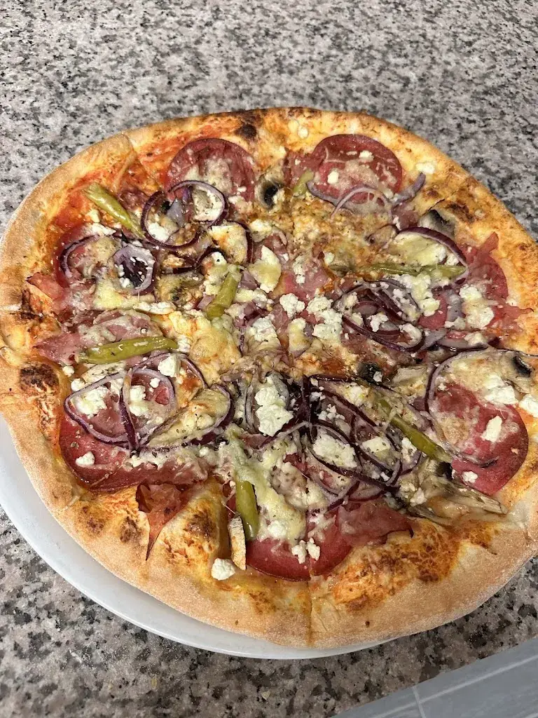 Majid Ali_Pizzeria Palace Eggendorf_Eggendorf_avis