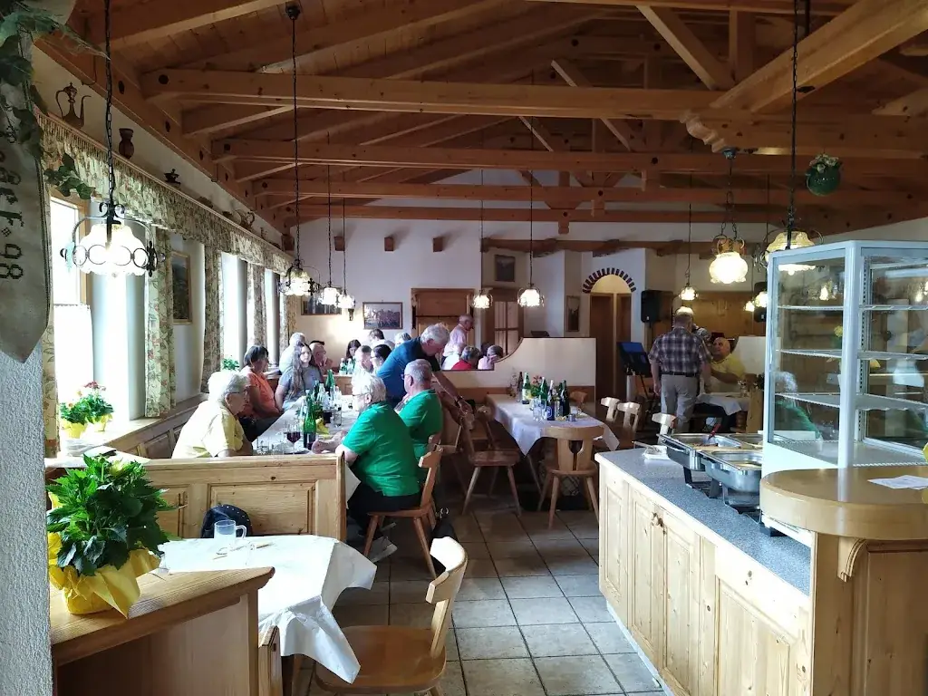 Heurigen Kampichler restaurant à Eggendorf