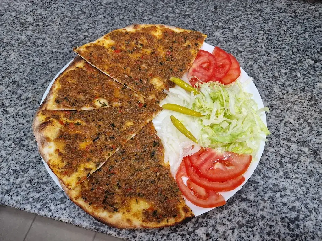 Kaya Kebap_Eggendorf_slider_image_2