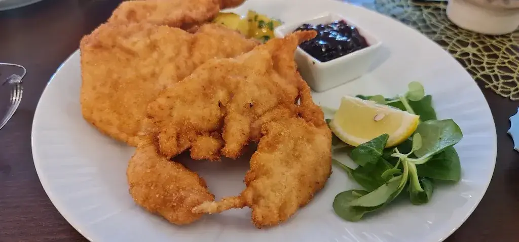 תומר ריטרסקי Tomer Ryterski_Weissis Gaststubn zum Weissi_Emmersdorf an der Donau_review