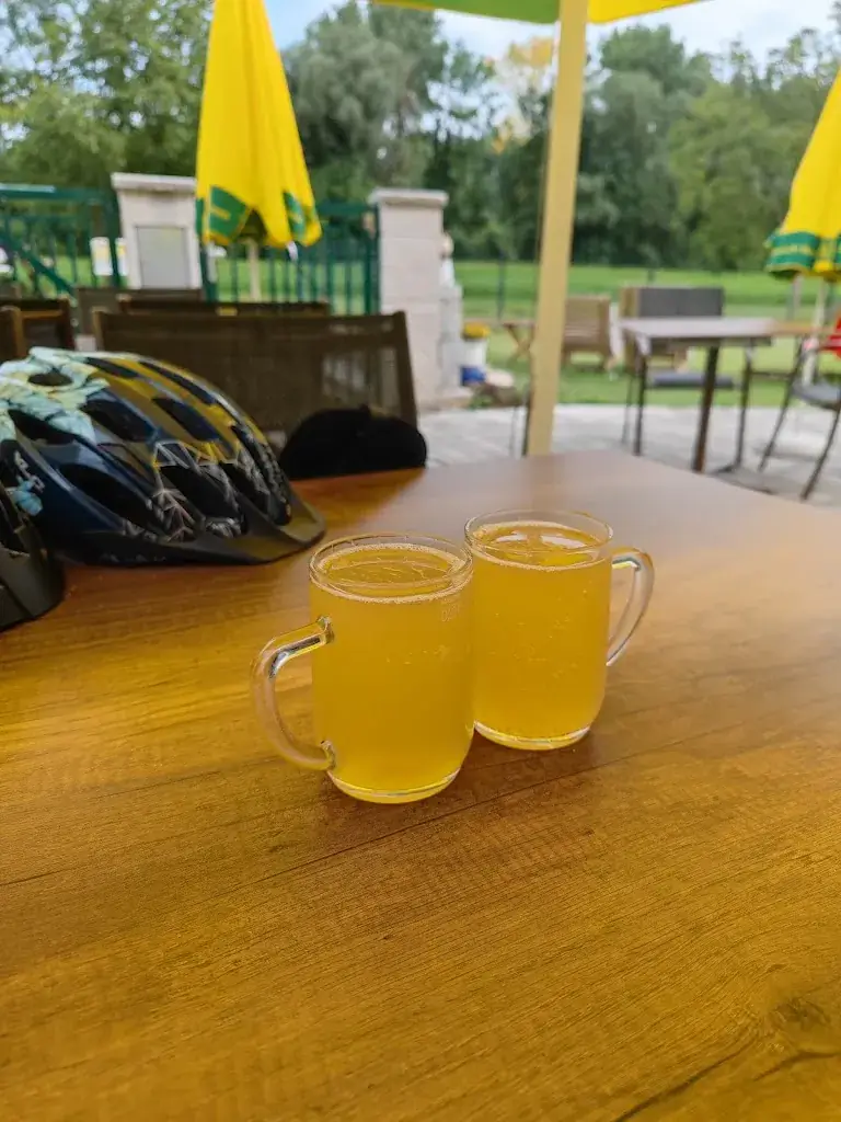 Don Li_Weissis Gaststubn zum Weissi_Emmersdorf an der Donau_review