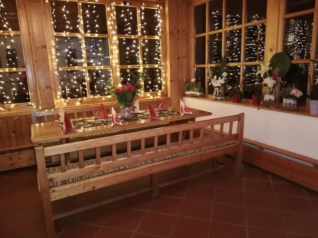 Felsengartl Tapas-Heurigen ristorante a Emmersdorf an der Donau