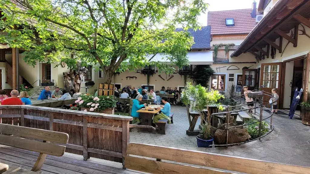 Gasthaus Langthaler ristorante a Emmersdorf an der Donau