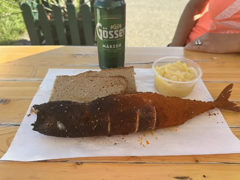 Steckerlfische Fam. Graf Emmersdorf_Emmersdorf an der Donau_slider_image_3