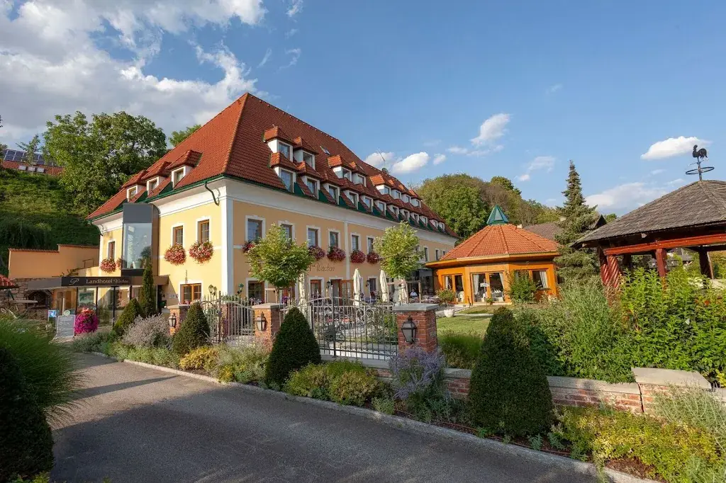 Landhotel Wachau_Emmersdorf an der Donau_slider_image_1