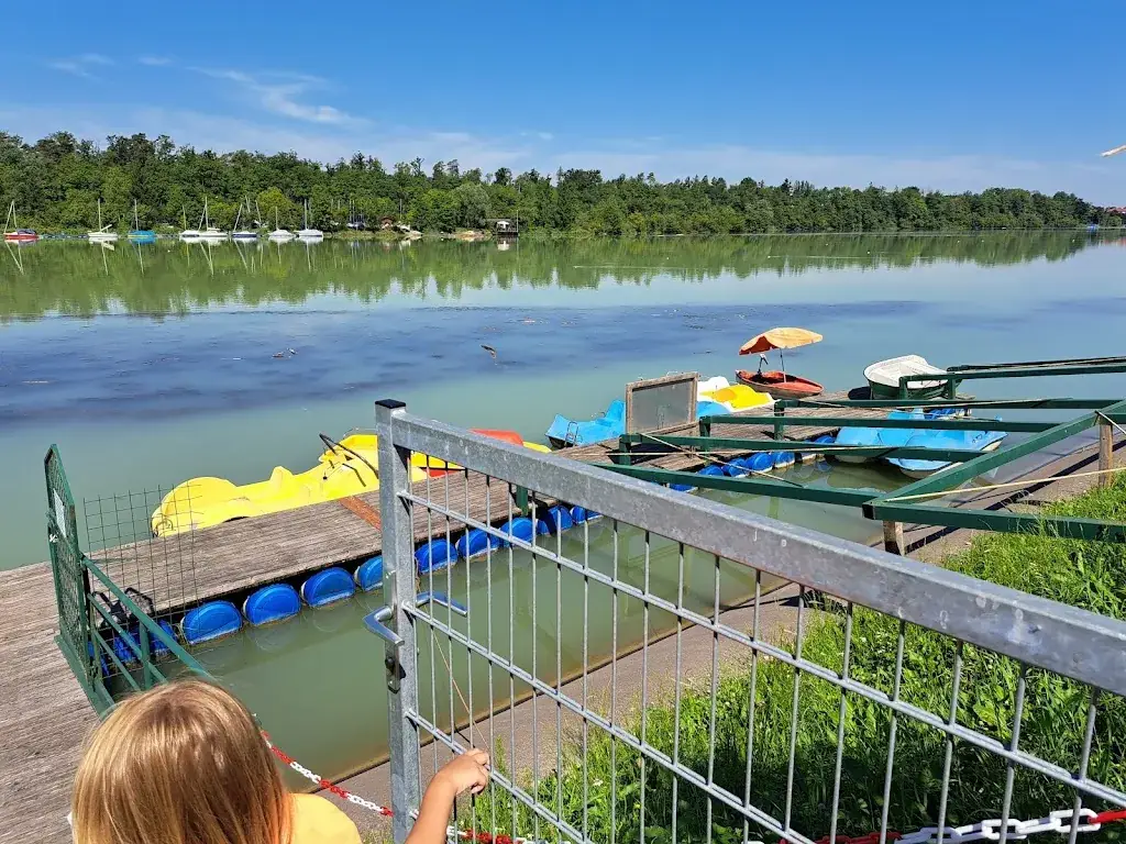 Wolfgang Knapp_Seebuffet Tretbootverleih Krieger - Saisonende am 15.09.25 - nur Gartenbetrieb!_Ernsthofen_recensione