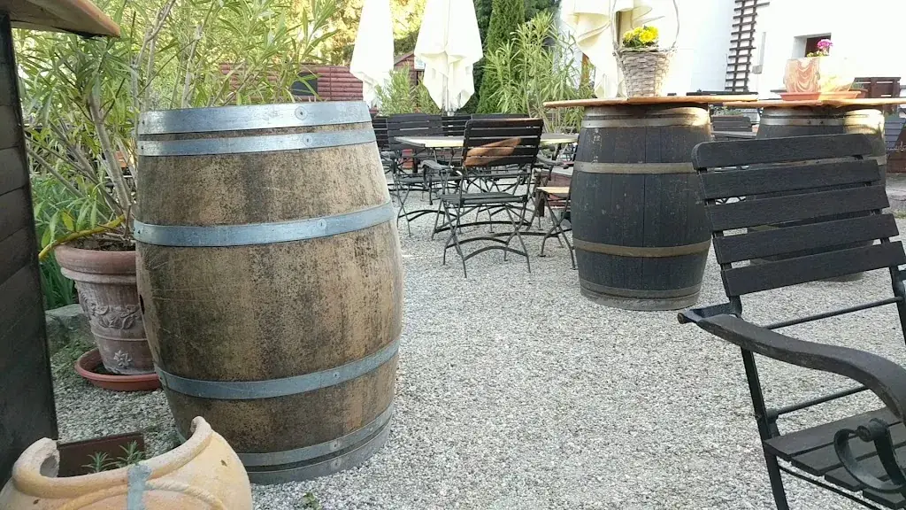 Buschenschank Praschinger_Enzersfeld_slider_image_2