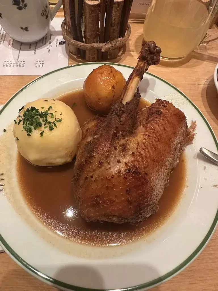 Wannemacher Weingut Heuriger_Enzersfeld_slider_image_2