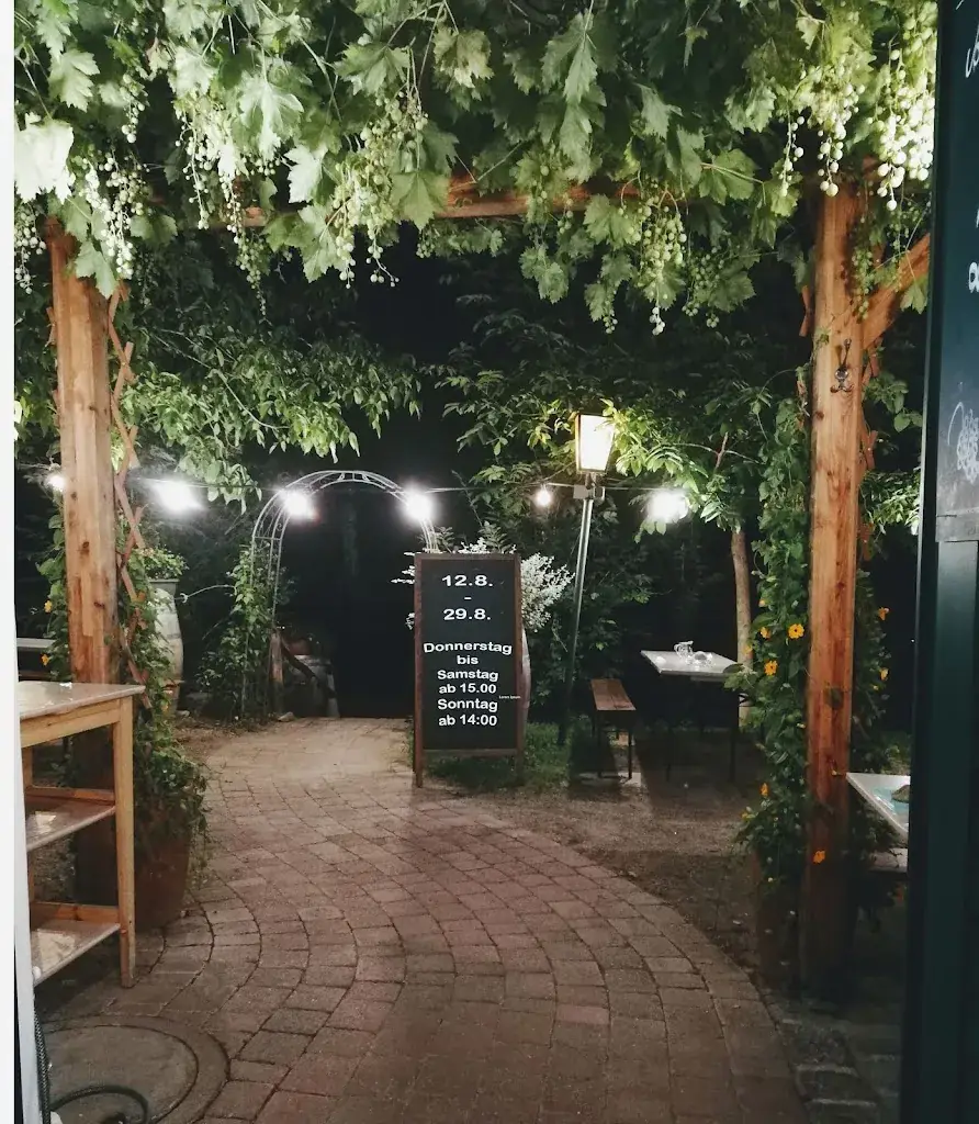 Buschenschank Josef und Eveline Eichberger ristorante a Enzersfeld