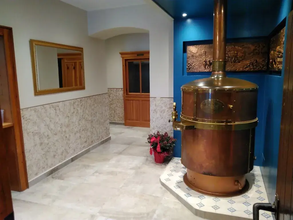 SCHWARZER ADLER - ERNSTBRUNN_Ernstbrunn_slider_image_3