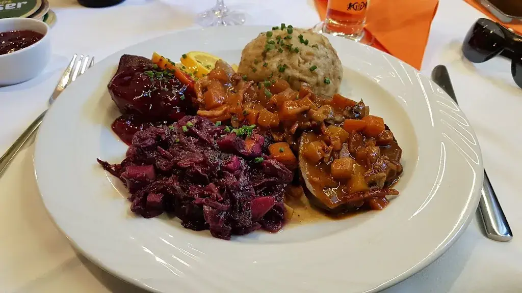 Penelope Sipos_Die Landwirtin._Ernstbrunn_avis