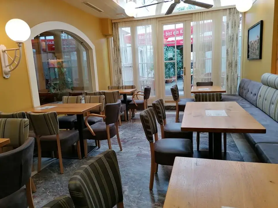 Café Gschöpf - Johannes Öllinger restaurant in Euratsfeld