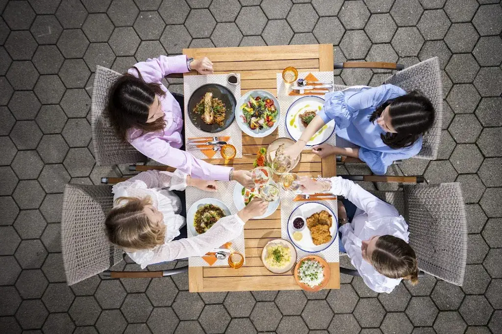 Pop-Up Restaurant im Weingut Urbanihof restaurant à Fels am Wagram