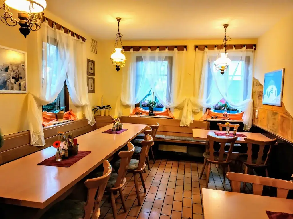 Taverna Ela Mesa_Eschenau_slider_image_1