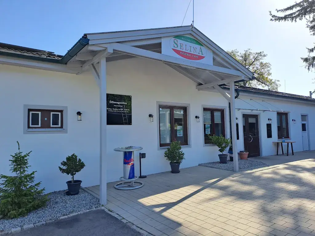 Ristorante Pizzeria Cafe Selina_Felixdorf_slider_image_3
