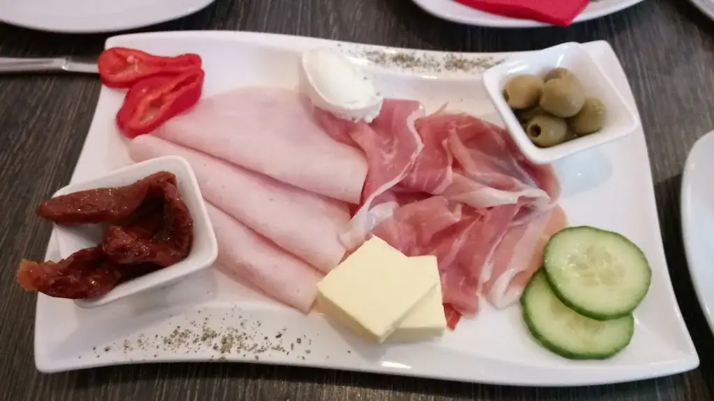 Menu_Lisi's Cafe Konditorei_Felixdorf_immagine_9