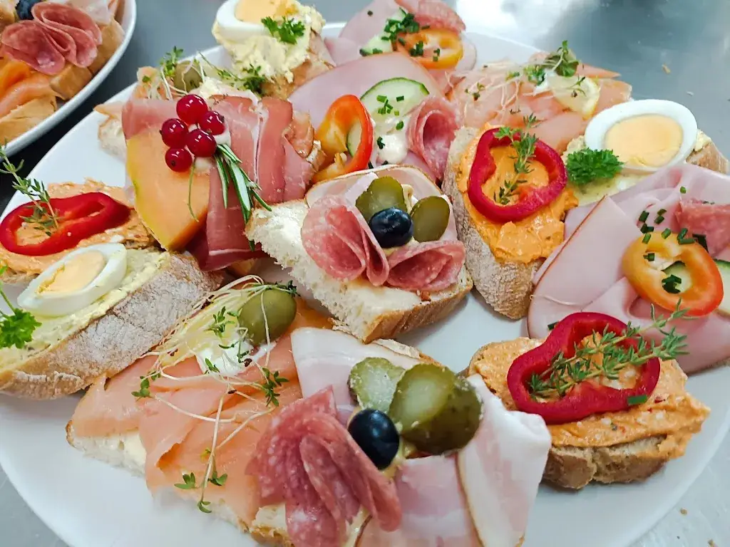 Lisi's Cafe Konditorei_Felixdorf_slider_image_3