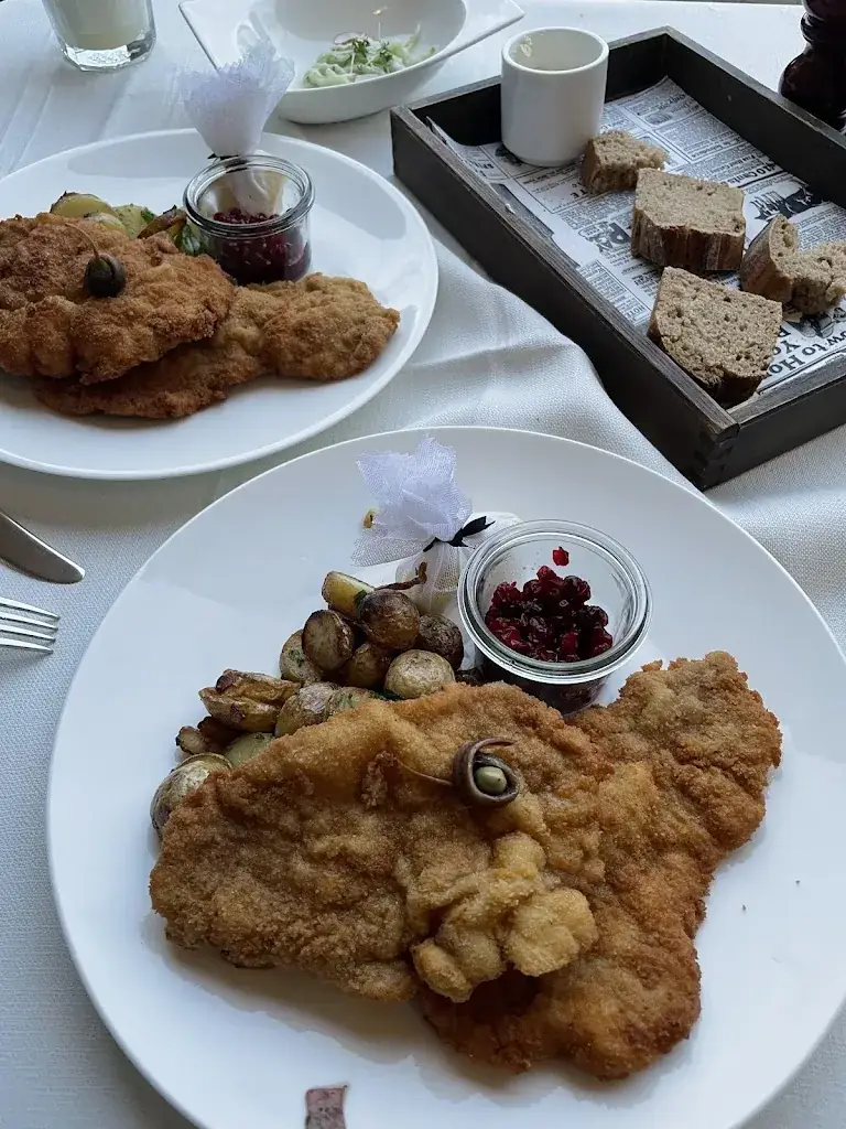 Menu_Restaurant Landgut Falkenstein_Falkenstein_image_4